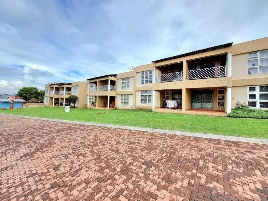 1 Bedroom Property for Sale in Mondeor Gauteng