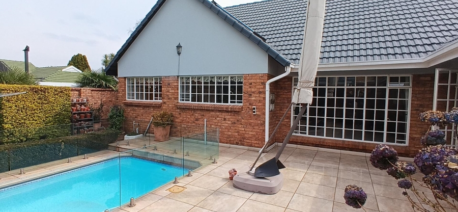 4 Bedroom Property for Sale in Sunward Park Gauteng