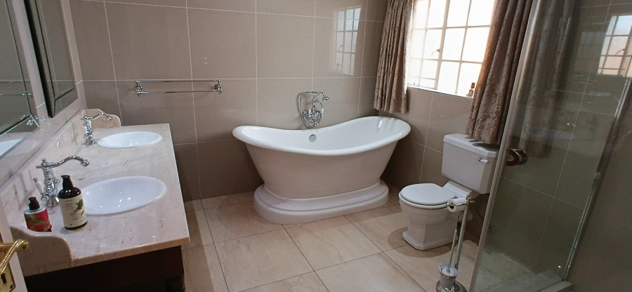 4 Bedroom Property for Sale in Sunward Park Gauteng