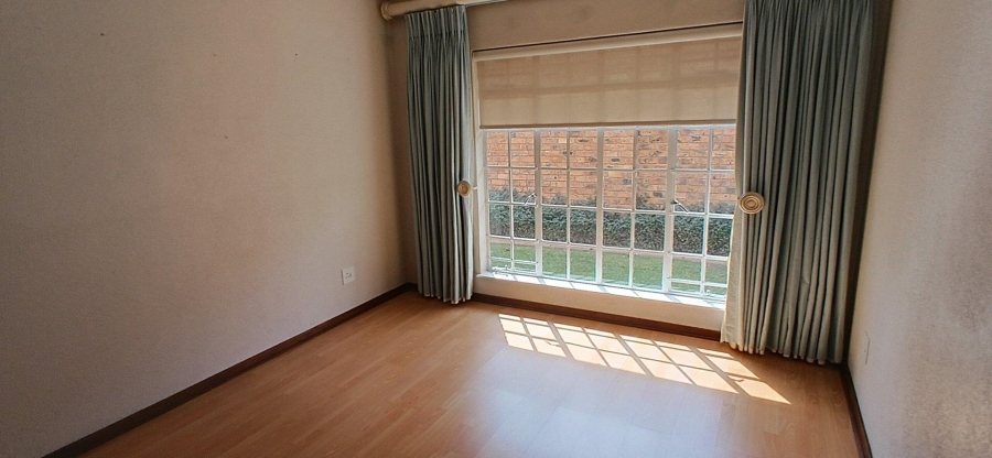 4 Bedroom Property for Sale in Sunward Park Gauteng