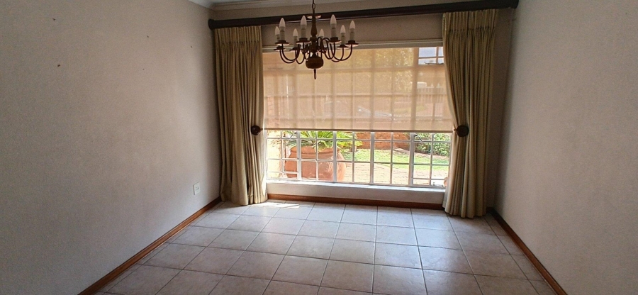 4 Bedroom Property for Sale in Sunward Park Gauteng