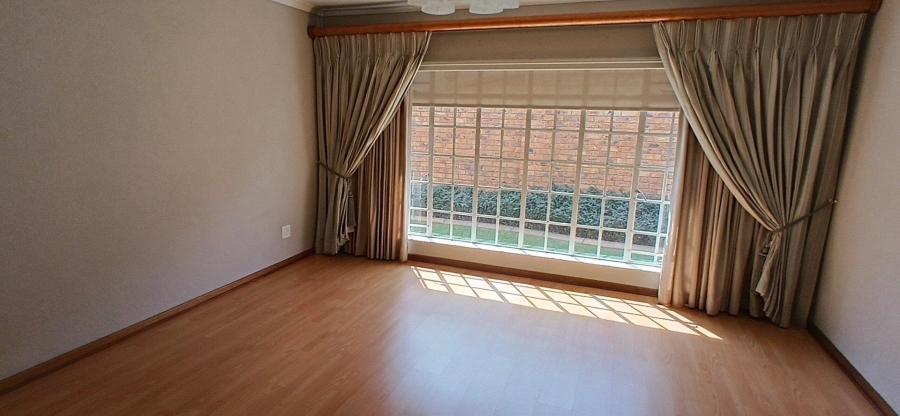 4 Bedroom Property for Sale in Sunward Park Gauteng
