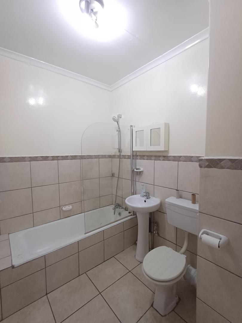 To Let 1 Bedroom Property for Rent in Ferndale Gauteng