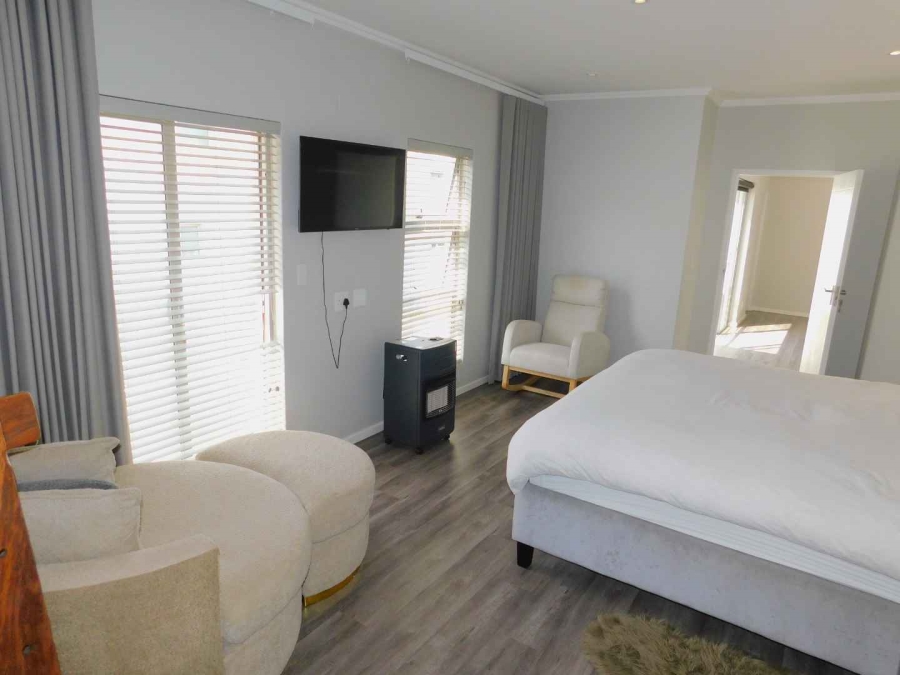 To Let 4 Bedroom Property for Rent in Bryanston Gauteng