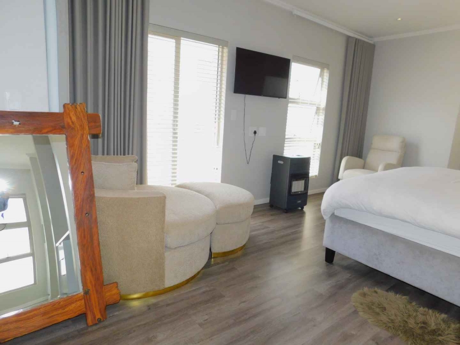 To Let 4 Bedroom Property for Rent in Bryanston Gauteng