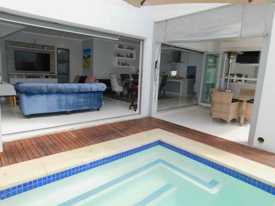 To Let 4 Bedroom Property for Rent in Bryanston Gauteng