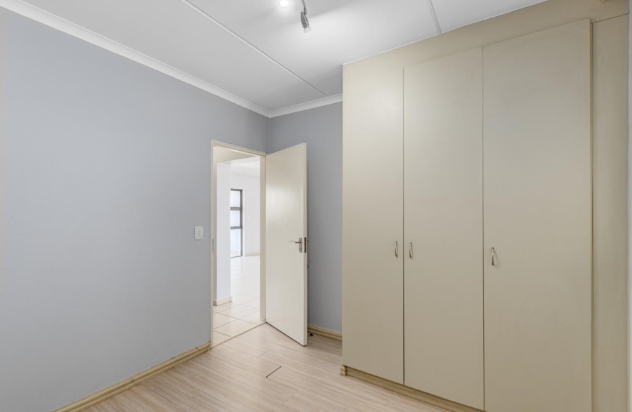 2 Bedroom Property for Sale in Barbeque Downs Gauteng