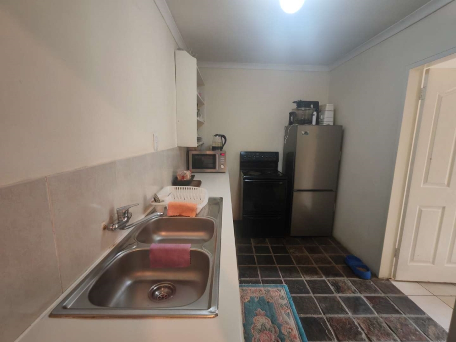 5 Bedroom Property for Sale in Eldoraigne Gauteng