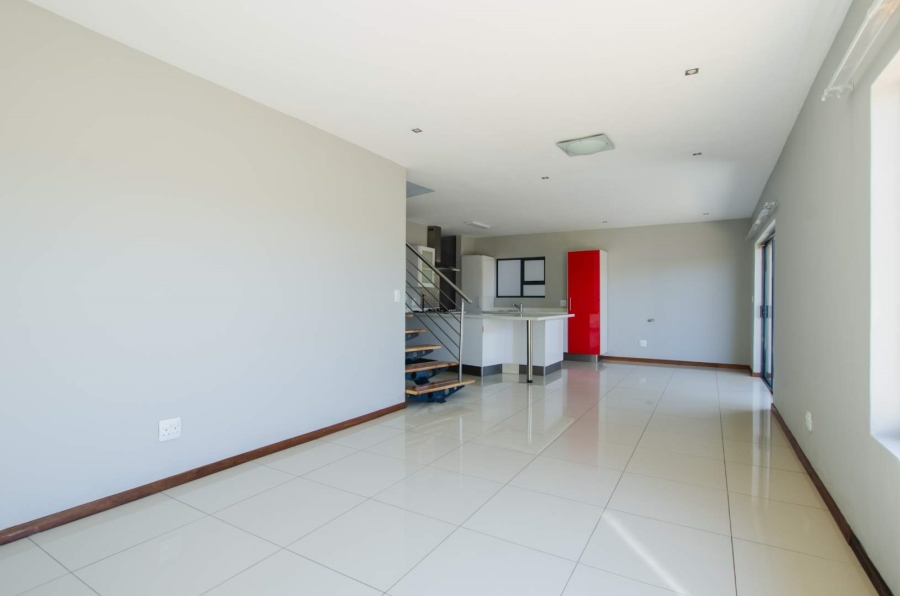 To Let 3 Bedroom Property for Rent in Glen Marais Gauteng