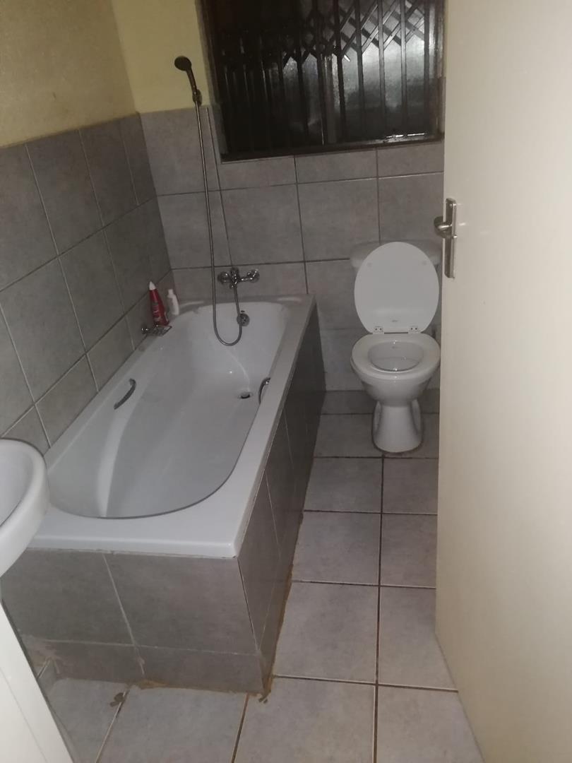 To Let 3 Bedroom Property for Rent in The Orchards Gauteng
