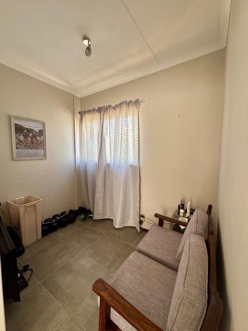 1 Bedroom Property for Sale in Pierre Van Ryneveld Gauteng