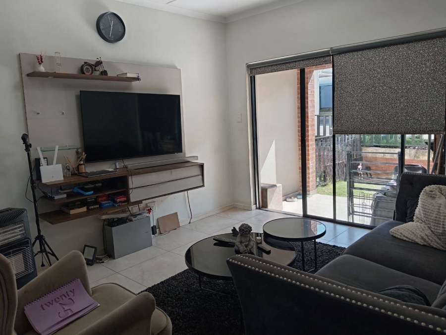 2 Bedroom Property for Sale in Sundowner Gauteng