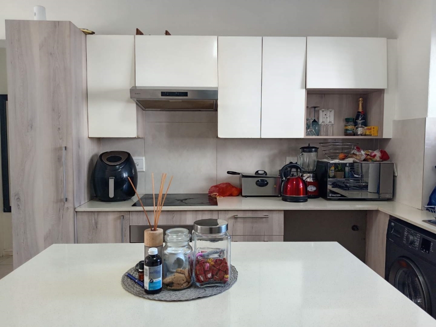 2 Bedroom Property for Sale in Sundowner Gauteng