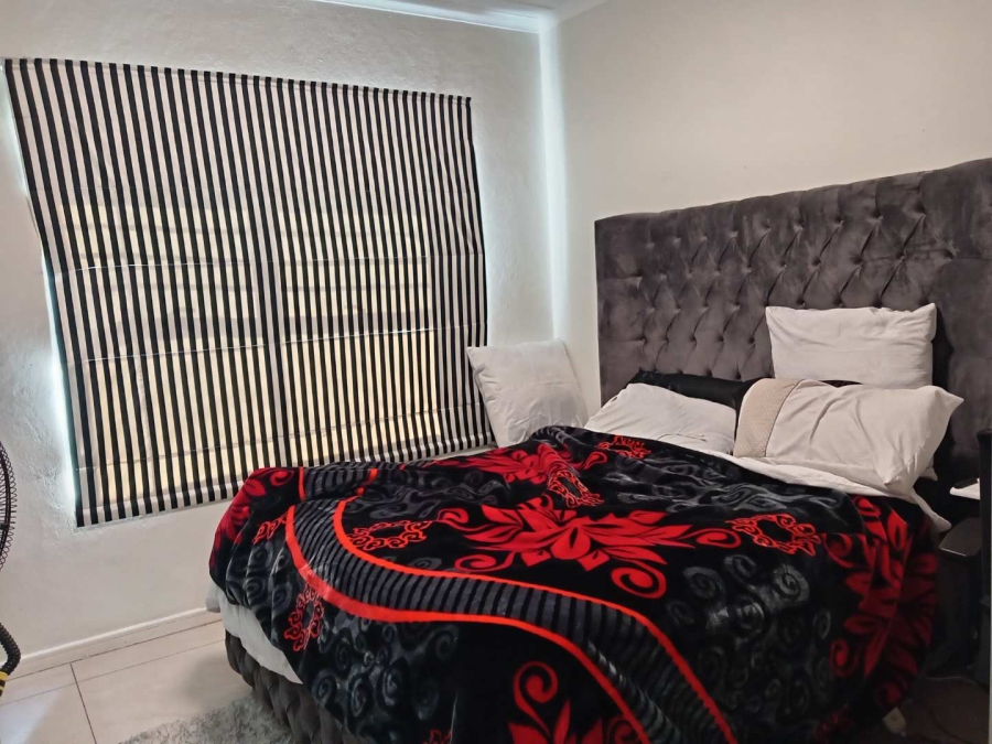 2 Bedroom Property for Sale in Sundowner Gauteng