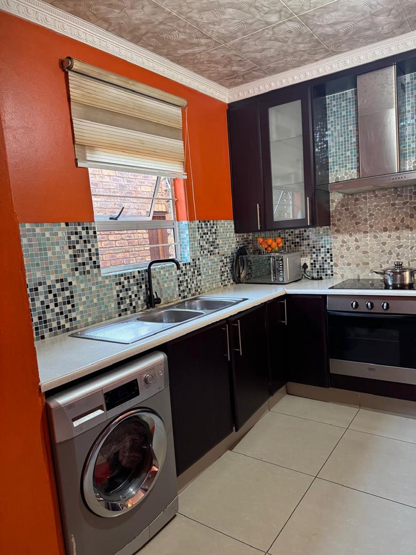 2 Bedroom Property for Sale in Birchleigh Gauteng