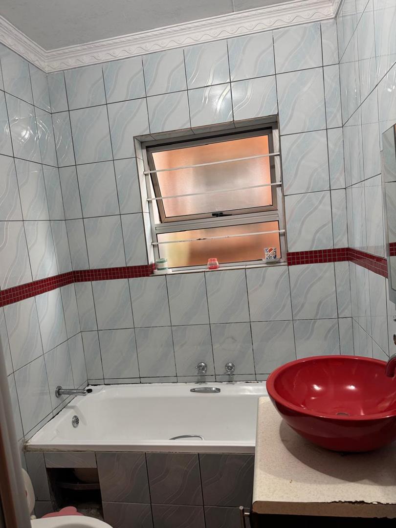 2 Bedroom Property for Sale in Birchleigh Gauteng