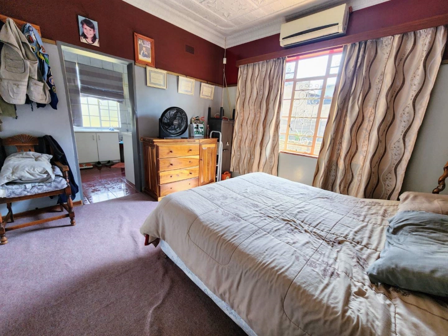 8 Bedroom Property for Sale in Villieria Gauteng