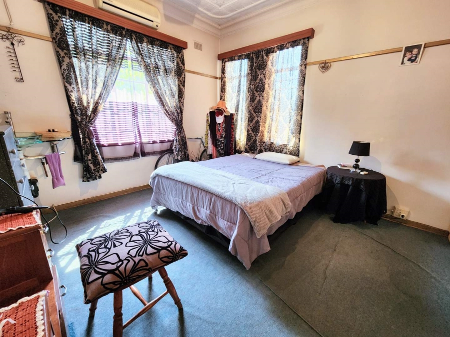 8 Bedroom Property for Sale in Villieria Gauteng