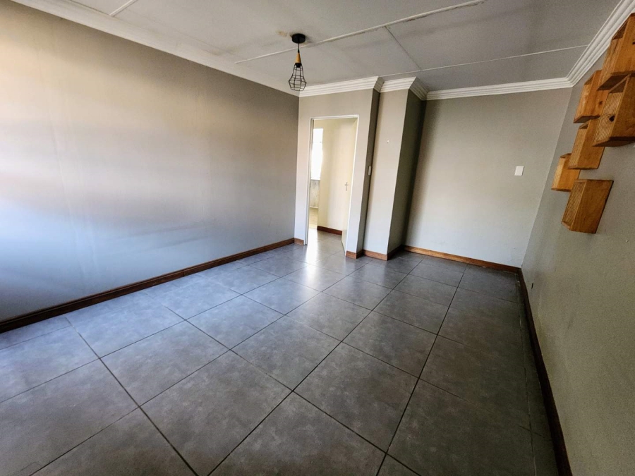 8 Bedroom Property for Sale in Villieria Gauteng