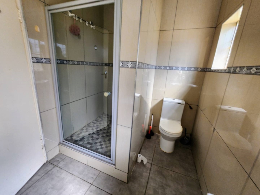 8 Bedroom Property for Sale in Villieria Gauteng