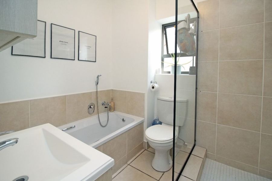 2 Bedroom Property for Sale in Douglasdale Gauteng