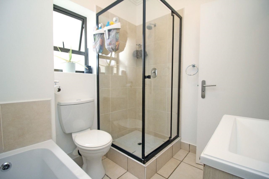 2 Bedroom Property for Sale in Douglasdale Gauteng