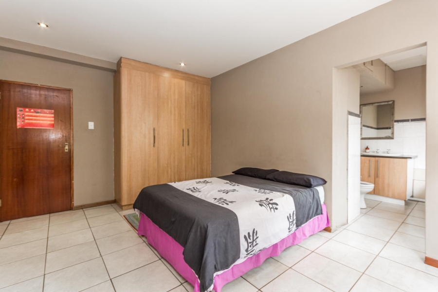 2 Bedroom Property for Sale in Marshalltown Gauteng