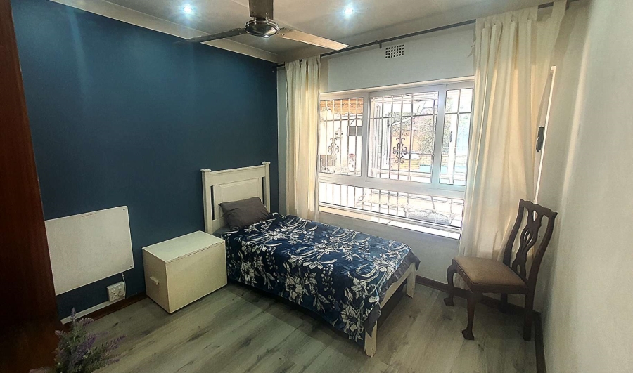 5 Bedroom Property for Sale in Verwoerdpark Gauteng