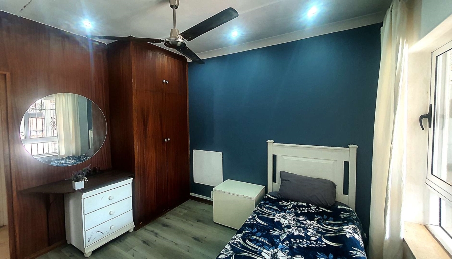 5 Bedroom Property for Sale in Verwoerdpark Gauteng