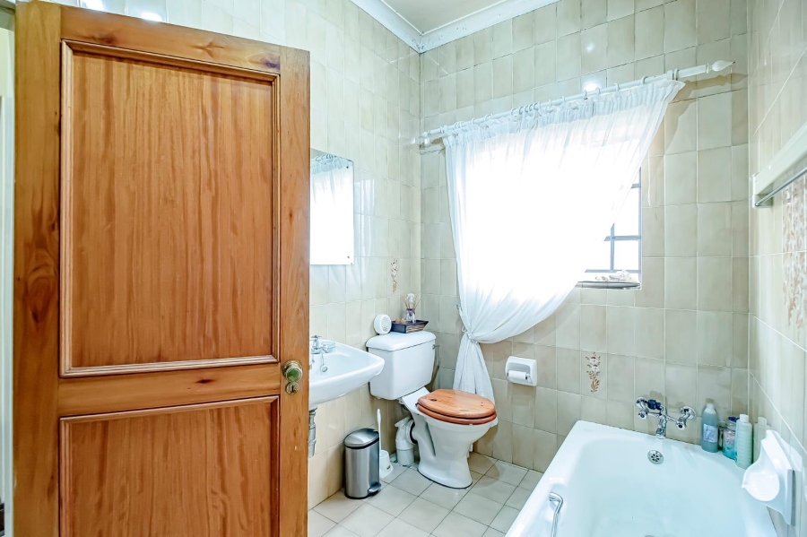 4 Bedroom Property for Sale in Lambton Gauteng