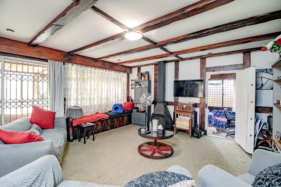 4 Bedroom Property for Sale in Lambton Gauteng