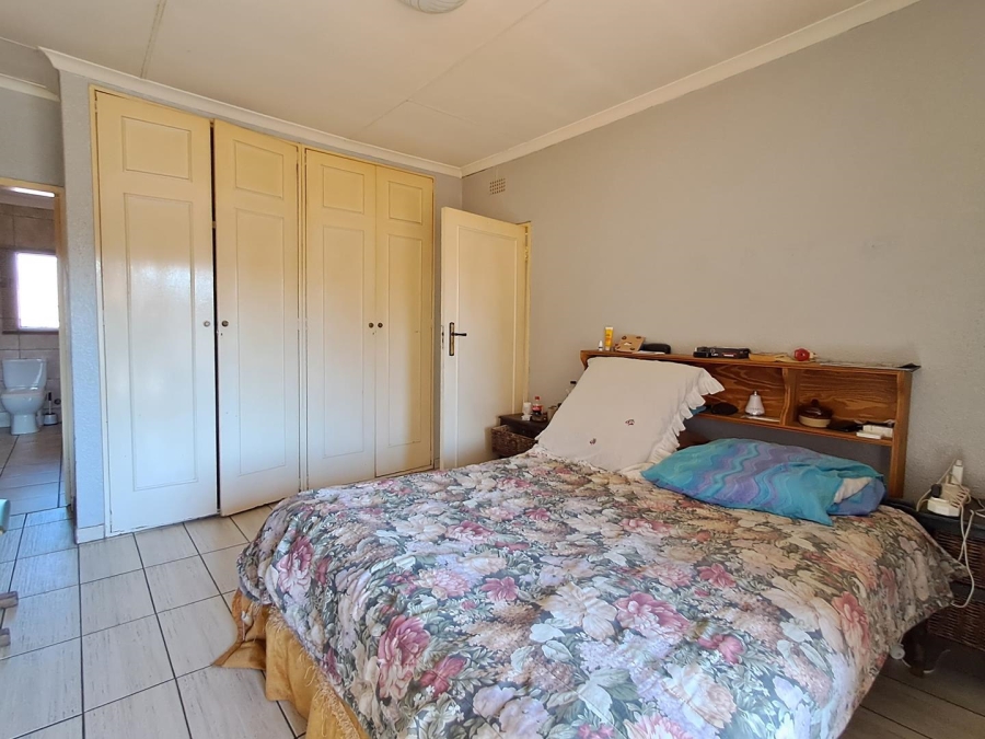 3 Bedroom Property for Sale in Brackenhurst Gauteng