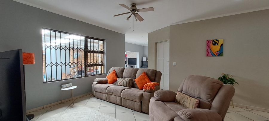 3 Bedroom Property for Sale in New Redruth Gauteng