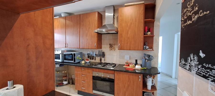 3 Bedroom Property for Sale in New Redruth Gauteng