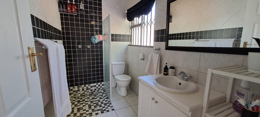 3 Bedroom Property for Sale in New Redruth Gauteng
