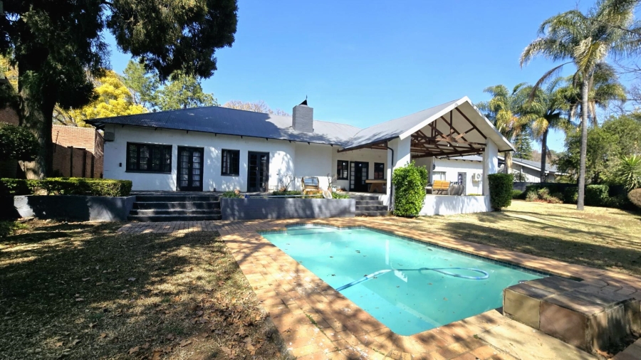 4 Bedroom Property for Sale in Waterkloof Gauteng