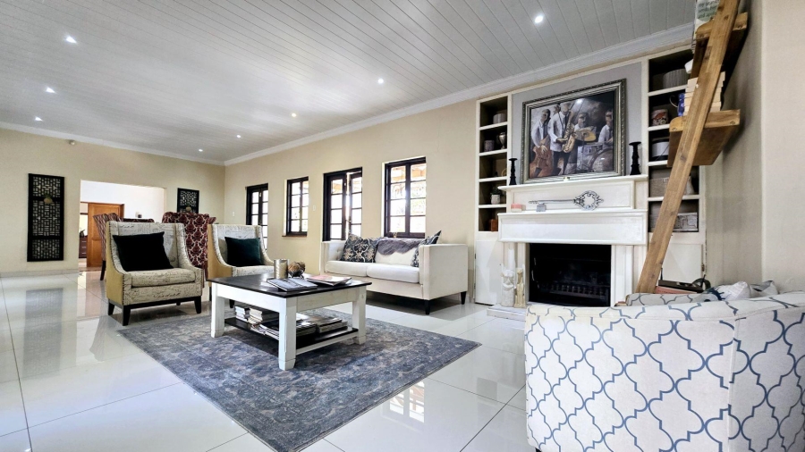 4 Bedroom Property for Sale in Waterkloof Gauteng