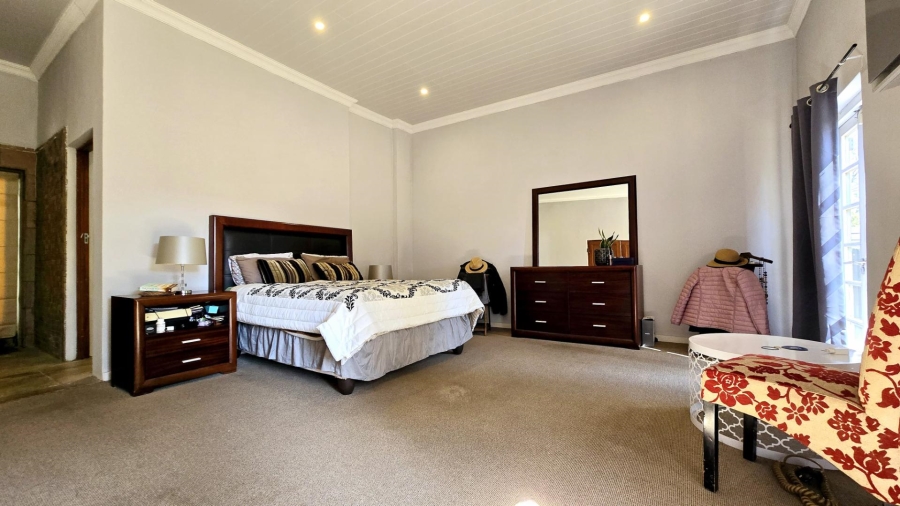 4 Bedroom Property for Sale in Waterkloof Gauteng