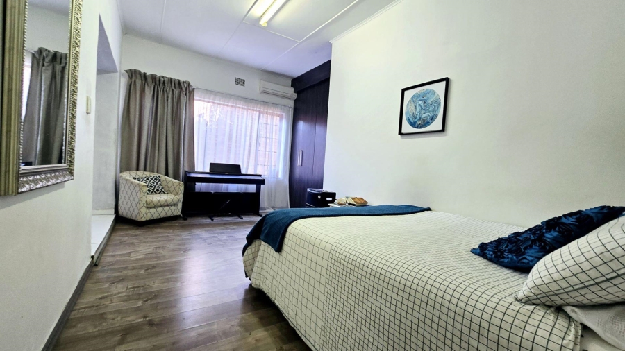 4 Bedroom Property for Sale in Waterkloof Gauteng