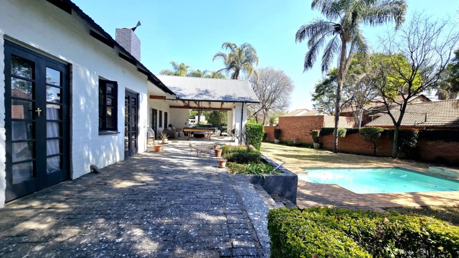 4 Bedroom Property for Sale in Waterkloof Gauteng