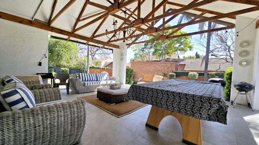 4 Bedroom Property for Sale in Waterkloof Gauteng