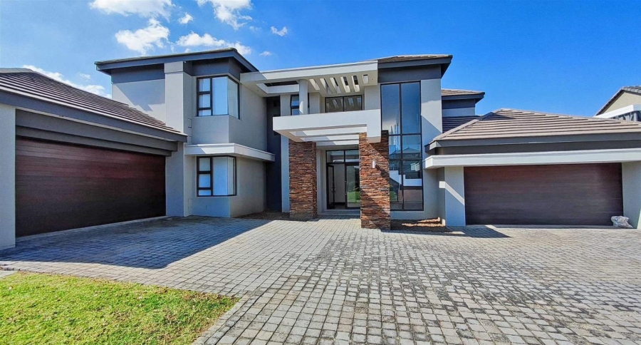 5 Bedroom Property for Sale in Helderwyk Gauteng