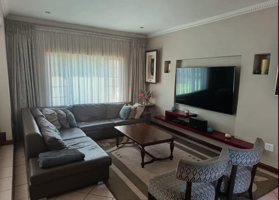 4 Bedroom Property for Sale in Broadacres Gauteng