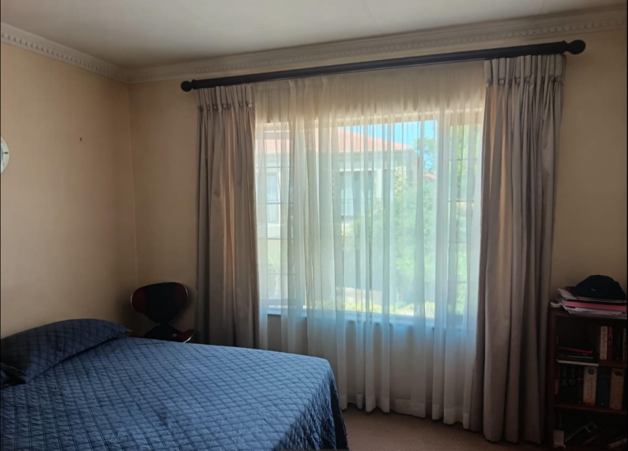 4 Bedroom Property for Sale in Broadacres Gauteng