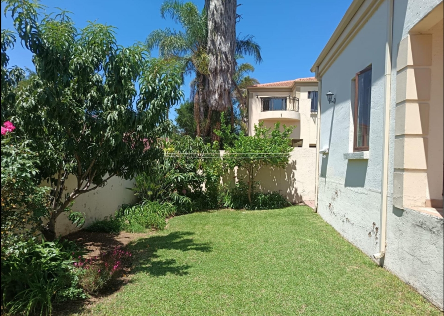 4 Bedroom Property for Sale in Broadacres Gauteng