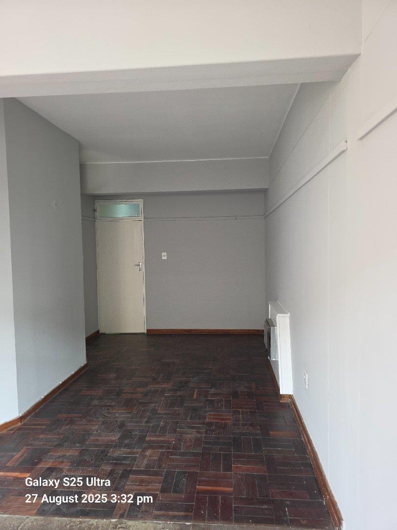 To Let 1 Bedroom Property for Rent in Rosebank Gauteng