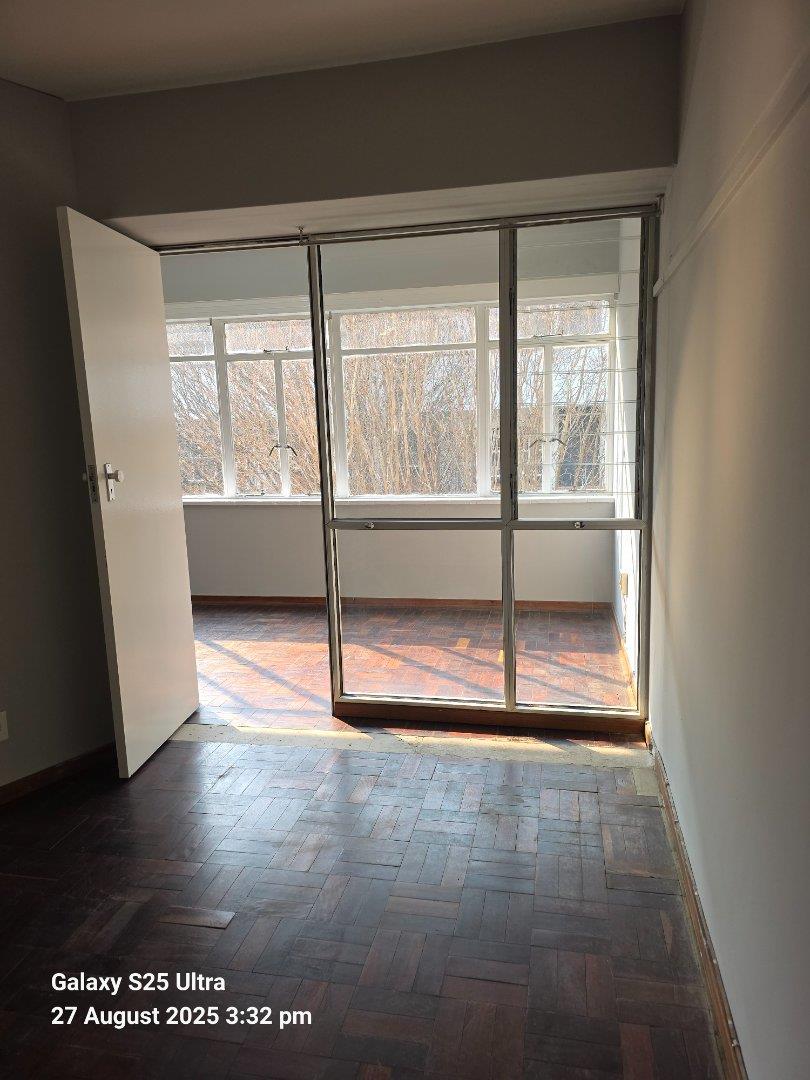 To Let 1 Bedroom Property for Rent in Rosebank Gauteng