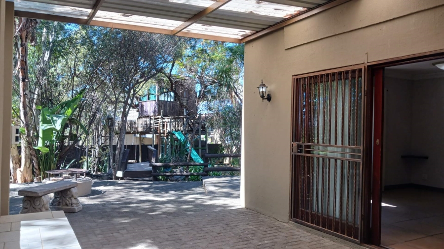 To Let 4 Bedroom Property for Rent in Olivedale Gauteng