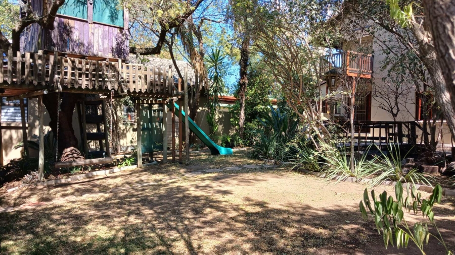 To Let 4 Bedroom Property for Rent in Olivedale Gauteng