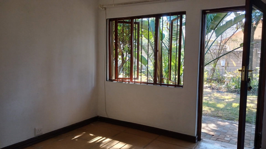 To Let 4 Bedroom Property for Rent in Olivedale Gauteng